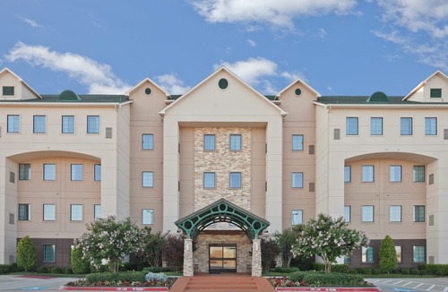 Plano Condo | Indoor Pool + Free Wi-Fi, Free Breakfast | Fully Equipped Suite