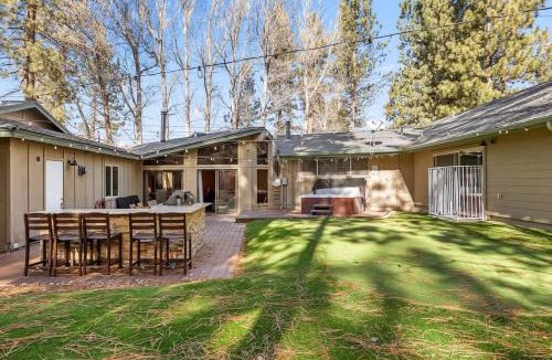 Summit Estates House | Indoor Pool Game Rm Pickleball Spa BBQ PetOk