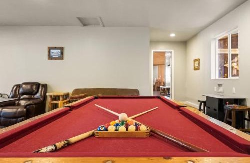 Summit Estates House | Indoor Pool Game Rm Pickleball Spa BBQ PetOk