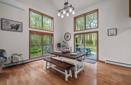 Gouldsboro House | Indoor Pool/HotTubnGameRoom/Ski Resortsn4BR #1 Community in the Heart of Poconos