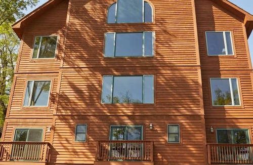 Timberline House | Indoor Pool, sauna, game room, slope access