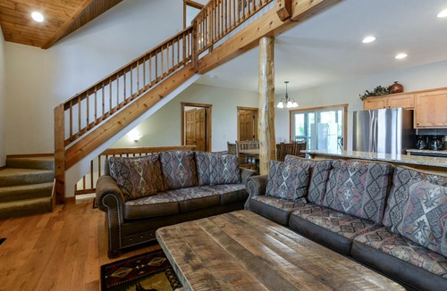Indian Point House | Indoor Pool - Sleeps 22 - 8 King Beds - Right by SDC - Vanessa's Vacation Homes