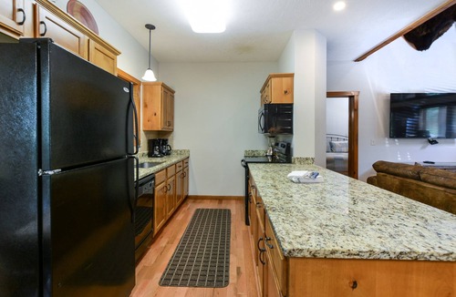 Indian Point House | Indoor Pool - Sleeps 22 - 8 King Beds - Right by SDC - Vanessa's Vacation Homes