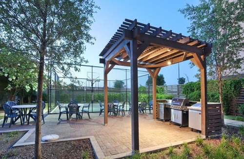 Plano Condo | Indoor Pool + Wi-Fi | Fully Equipped King Suite