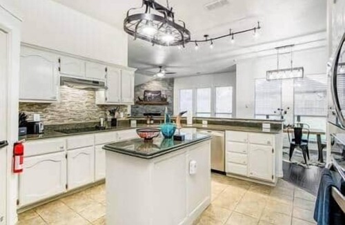 Mesquite House | Indulge in comfort with unexpected conveniences