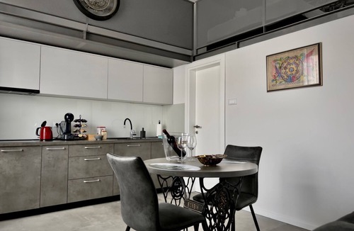 Zagreb Apartment | Industrial apartment in the city centre