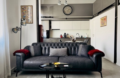 Zagreb Apartment | Industrial apartment in the city centre