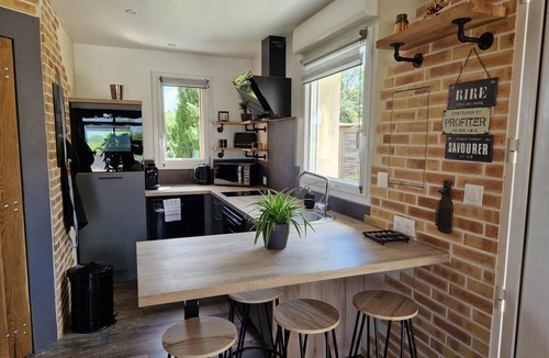 Sorigny Ski Chalet | Industrial chalet with net and private spa
