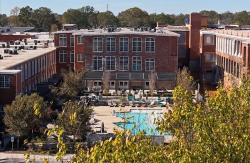 Judson Apartment | Industrial Loft Living 2BR 2BA