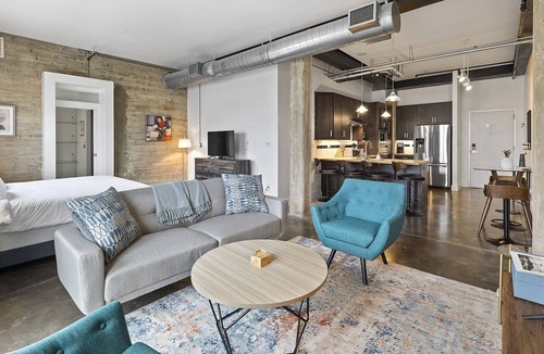 Downtown Austin Apartment | Industrial Loft on 5th St