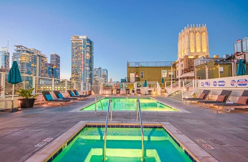 Historic Core Apartment | Industrial-Style 2BR Condo Downtown LA W/Rooftop