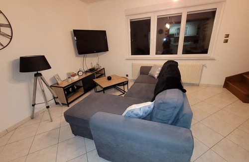 Bourges Apartment | Industrial-style apartment