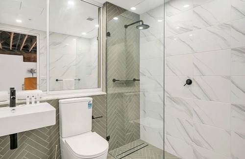 Chippendale Apartment | Industrial Style Apartment with Private Parking