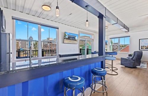 Babe Denny House | Indy Stadium Villa 711 T