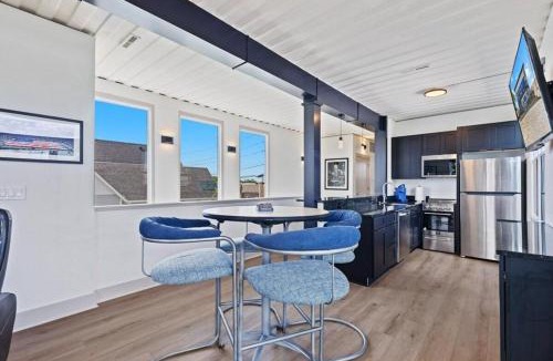 Babe Denny House | Indy Stadium Villa 711 T