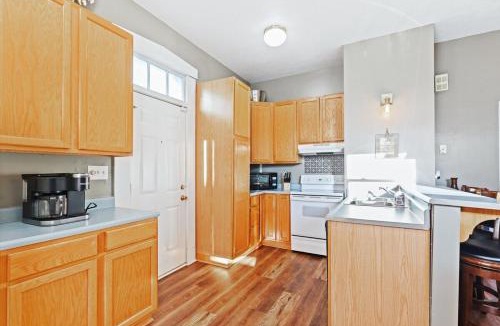 Babe Denny House | Indy Stadium Villas 710