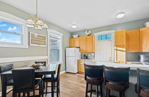 Babe Denny House | Indy Stadium Villas 710