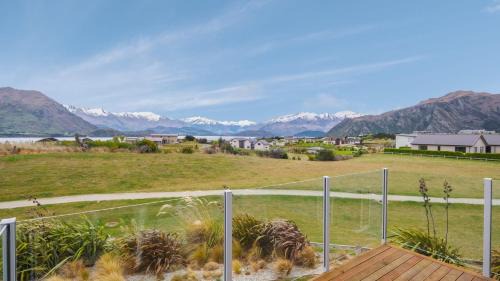 Wanaka House | Infinity and Beyond