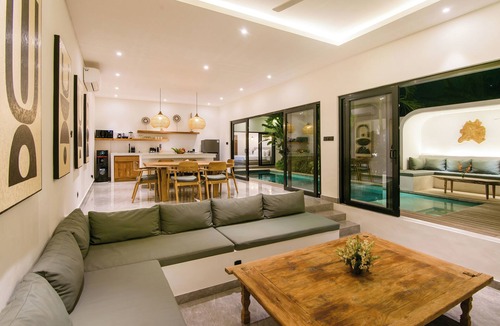 Padonan Villa | Infinity Villa by Tasvan