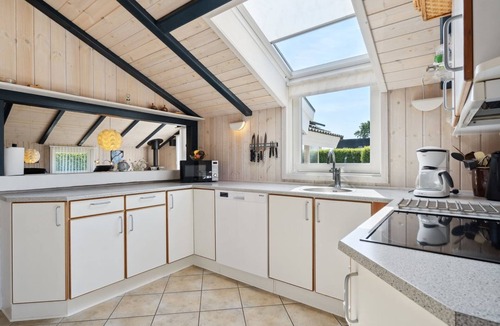 Flovt Strand House | "Inge" - 300m from the sea by Interhome
