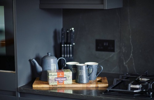 Settle Cottage | INGLEBOROUGH LODGE, with a garden in Settle