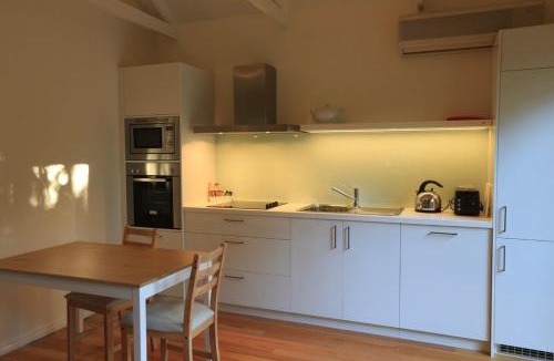 Cowes House | Inglenook Luxury Spa Cottage for Two