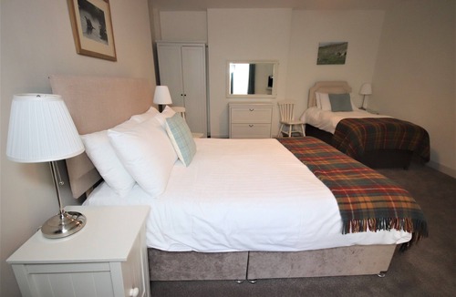 Kelso House | Inglestone House