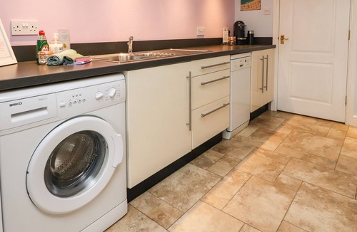 Arnside Cottage | Inglewood Court