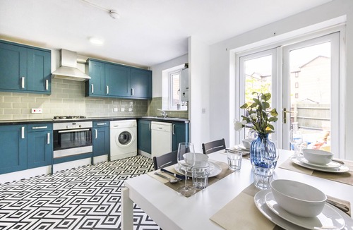 Island Gardens House | Inglewood Hub London