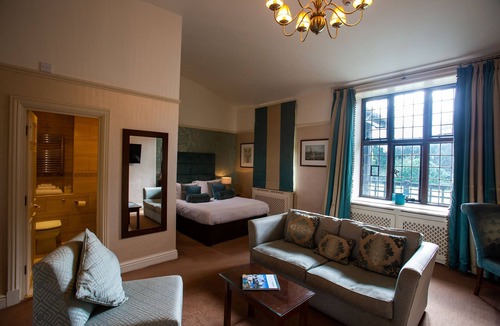 Ledsham Hotel | Inglewood Manor