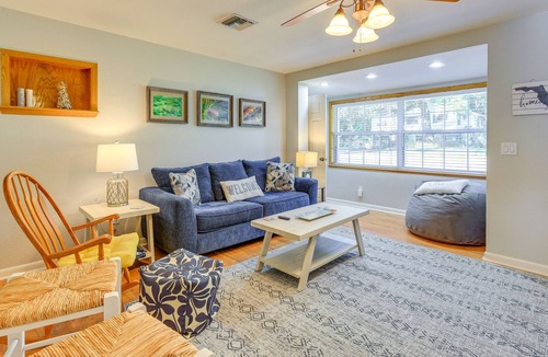 Inglis House | Inglis Vacation Rental w/ Fire Pit & River Access!