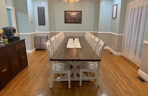 Carthage House | Inground Pool, Hot Tub, Movie Theater, 6 bedrooms, 3 Baths in Carthage, MO