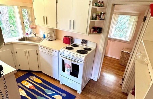 Charlevoix Cottage | Inhabit A Hobbit House!