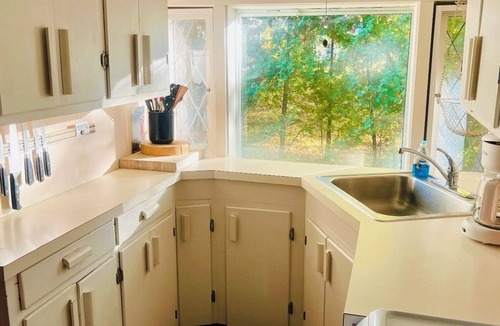 Charlevoix Cottage | Inhabit A Hobbit House!
