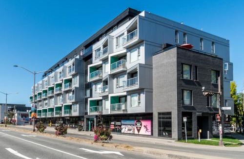 La Cite-Limoilou Apartment | Initial Artsy Québec