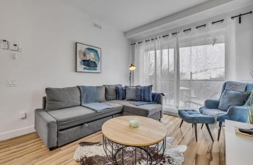La Cite-Limoilou Apartment | Initial Artsy Québec