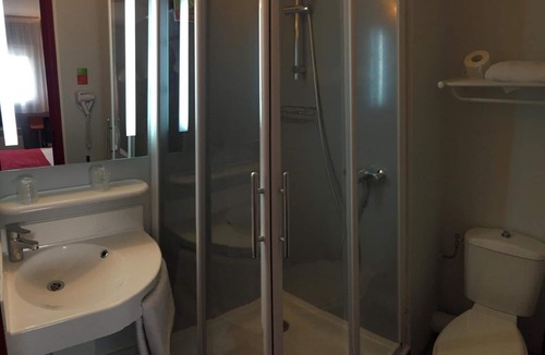 Longueau Hotel | initial by balladins Amiens/Longueau