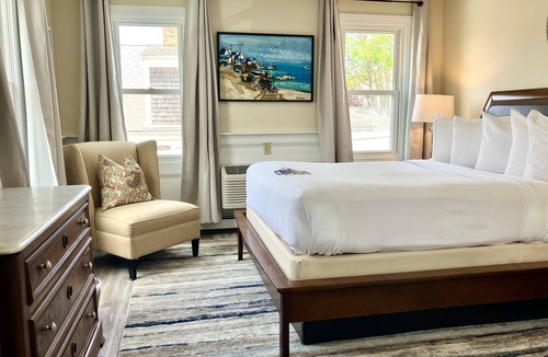 Provincetown Bed & Breakfast | Inn at 7 Central