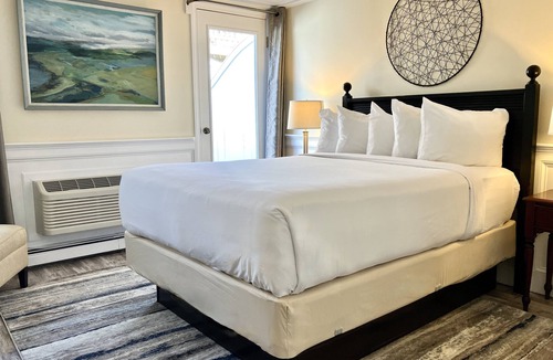 Provincetown Bed & Breakfast | Inn at 7 Central