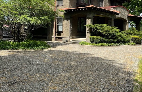 Hollowville House | Inn at Blue Stores - A Historical Home