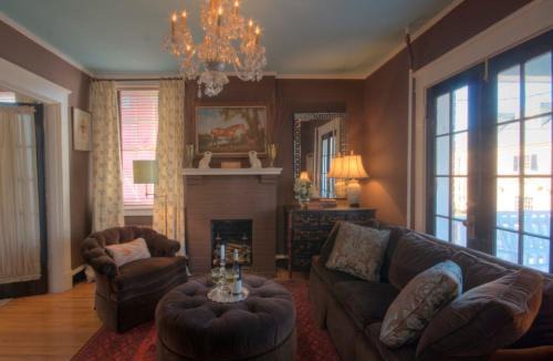 North Downtown Hotel | Inn at Court Square
