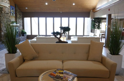 Osage Beach Hotel | Inn at Grand Glaize