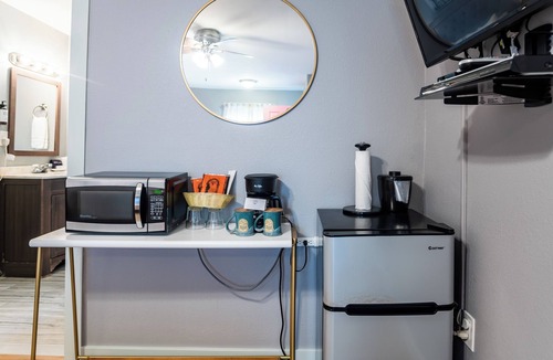 Downtown Cannon Beach Hotel | Inn at Haystack Rock