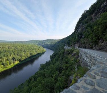 Forestburgh Hotel | Inn at Lake Joseph
