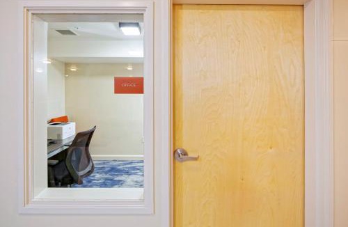 Moss Landing Hotel | Inn At Moss Landing Point