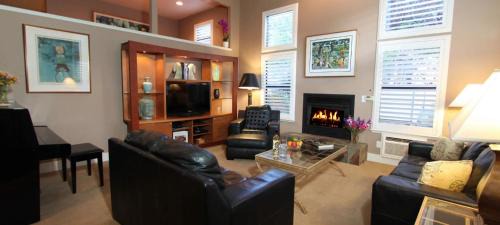 Freestone Hotel | Inn at Occidental