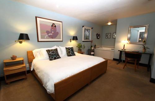 Freestone Hotel | Inn at Occidental