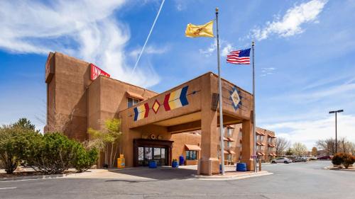 Santa Fe Hotel | Inn at Santa Fe, SureStay Collection by Best Western