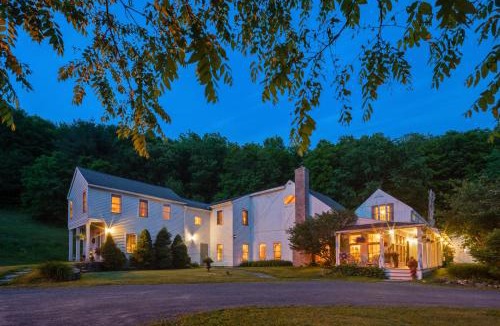 East Chatham Bed & Breakfast | Inn at Silver Maple Farm