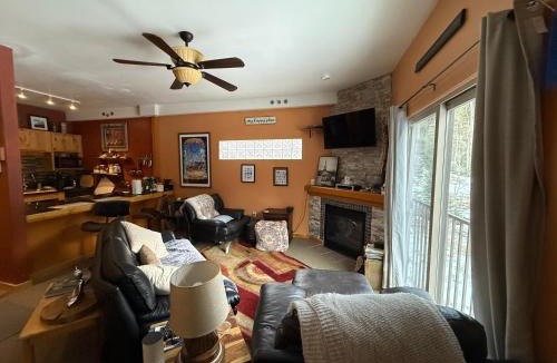 Taos Ski Valley Apartment | Inn at Taos Valley Condo